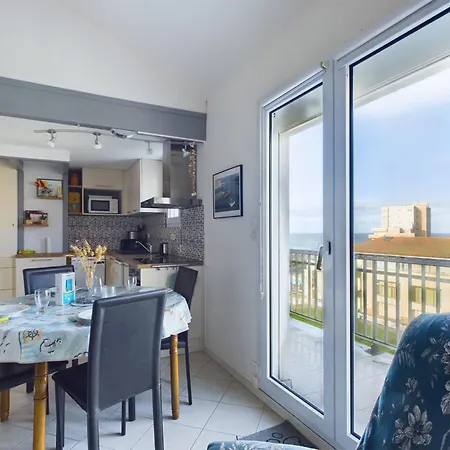 Coquet Avec Vue Sur شقة سا يْليرْ دو ري