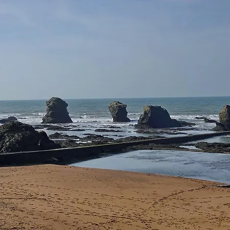 Coquet Avec Vue Sur