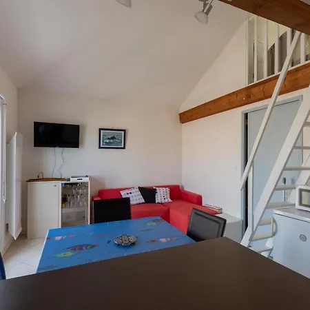 Coquet Avec Vue Sur Apartment