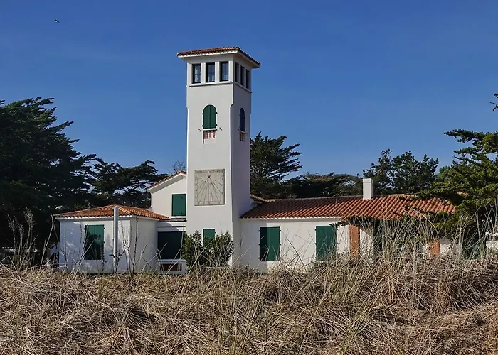 Coquet Avec Vue Sur * سا يْليرْ دو ري